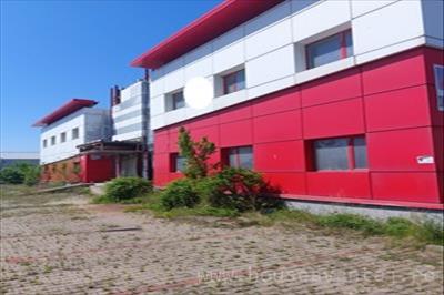 De vanzare birou/ spatiu comercial cu6 incaperi in MARASESTI VRANCEA, perioada constructie dupa 2001, suprafata utila 1470 mp 7320