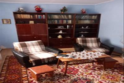 De vanzare casa cu 4 camere in SOVEJA VRANCEA, perioada constructie dupa 2001, pozitionare in zona Vest, suprafata utila 120 mp, compartimentare Semicomandat