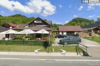 De vanzare birou/ spatiu comercial cu5 incaperi in LEPSA VRANCEA, perioada constructie dupa 2001, pozitionare in zona Central, etajul 1, suprafata utila 400 mp