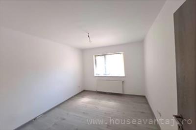 De vanzare apartament in FOCSANI VRANCEA, perioada constructie 1977 - 1989, pozitionare in zona Central, etajul 0, suprafata utila 56 mp, compartimentare Semicomandat