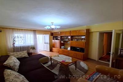 De vanzare apartament in FOCSANI VRANCEA, perioada constructie 1977 - 1989, pozitionare in zona Central, etajul 1, suprafata utila 70 mp, compartimentare Decomandat