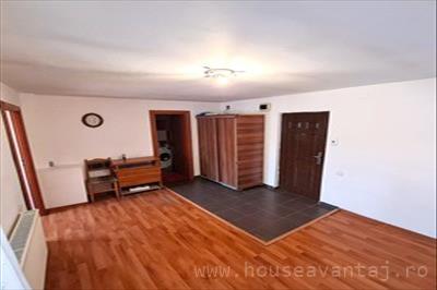 De vanzare garsoniera in FOCSANI VRANCEA, perioada constructie dupa 2001, pozitionare in zona Central, etajul 3, suprafata utila 31 mp 7409