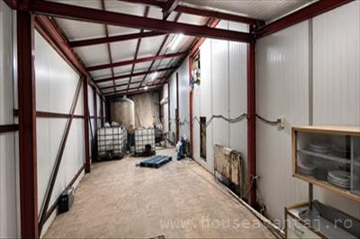 De vanzare birou/ spatiu comercial cu5 incaperi in BOLOTESTI VRANCEA, perioada constructie dupa 2001, suprafata utila 250 mp