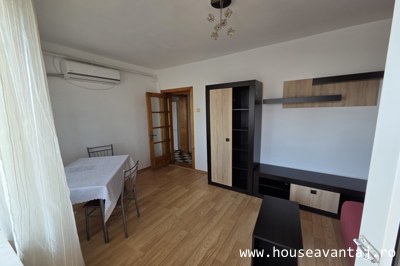 Apartament 3 Camere Decomandat RENOVAT Etaj intermediar