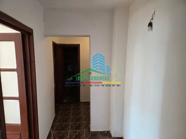 Apartament 3 Camere Decomandat, 2 Balcoane – Ultracentral, Bld. Unirii