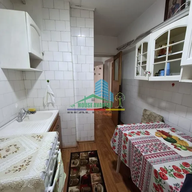 Apartament 3 camere zona Gara