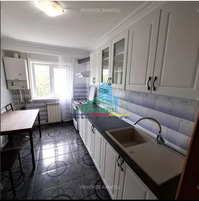Apartament 2 camere etaj 2 , scoala 2
