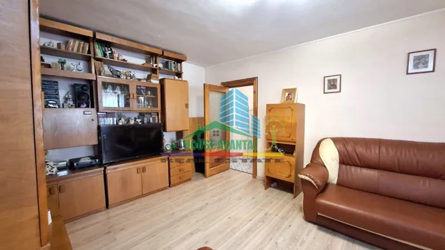 Apartament 3 camere, parter, gata de mutare
