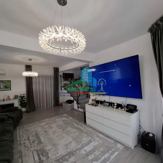 Casa de vanzare în cartier Sud Focșani-Militari
