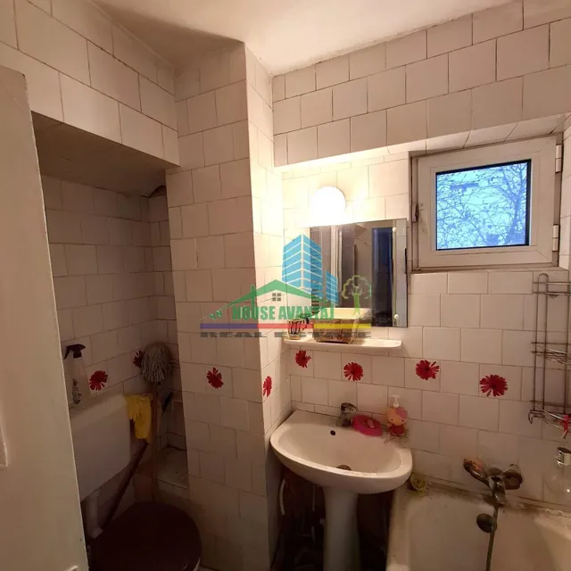 Apartament 4 camere , ultracentral – Zona Teatru
