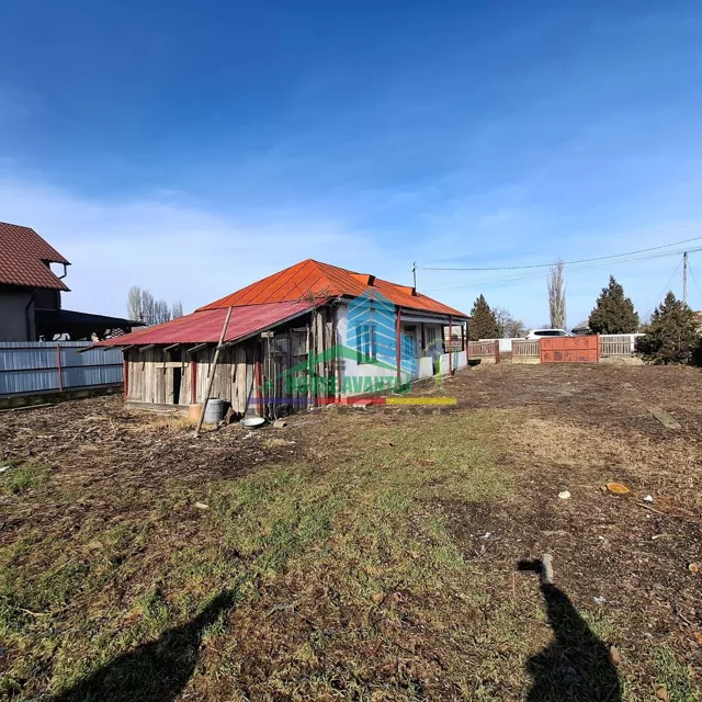 De vanzare Casa si teren Bizighesti