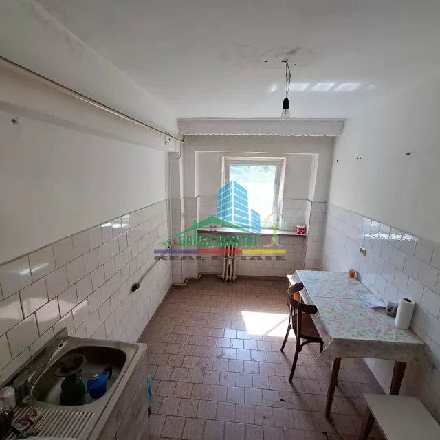 Apartament 3 camere – Ultracentral Focșani |