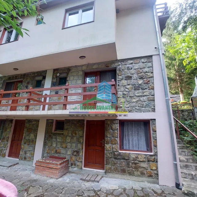 Pensiune turistică de vânzare în Lepșa – o oportunitate unică de afacere