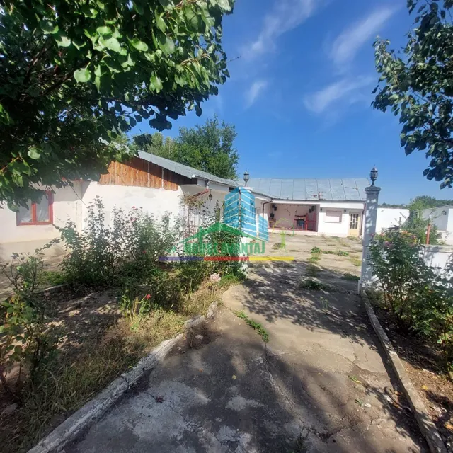 Teren si cladiri Vanatori (Stone Park-Hora Miresei)