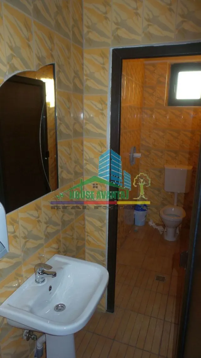 Spatiu Comercial (Botarlau drum Expres Focsani - Braila)