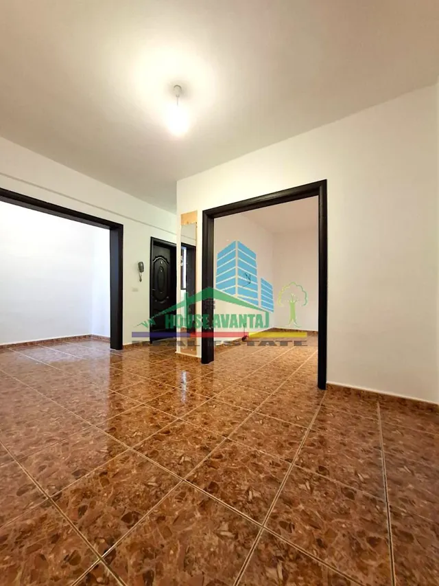 Apartament 3 camere Ultracentral etaj 1