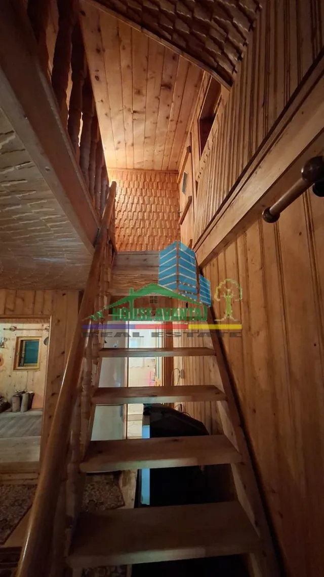 Casă de vacanță, 4 camere, garaj, teren 251 mp– Lepșa, Județul Vrancea