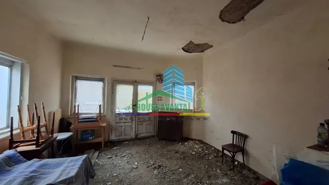 Casă de vânzare aproape de centru – Odobești, Vrancea