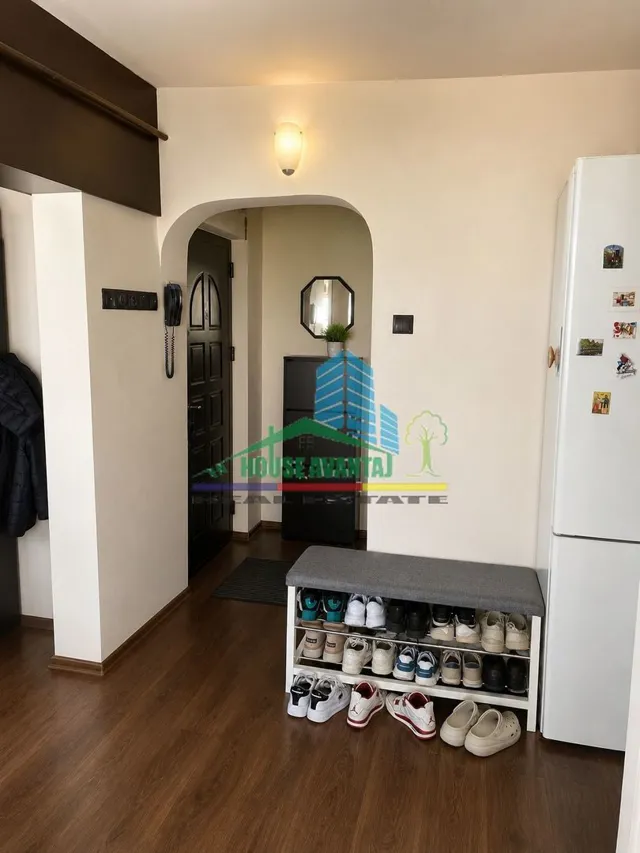 Apartament cu 3 camere la cheie