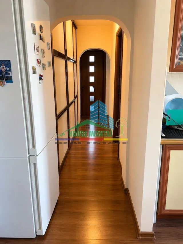 Apartament cu 3 camere la cheie