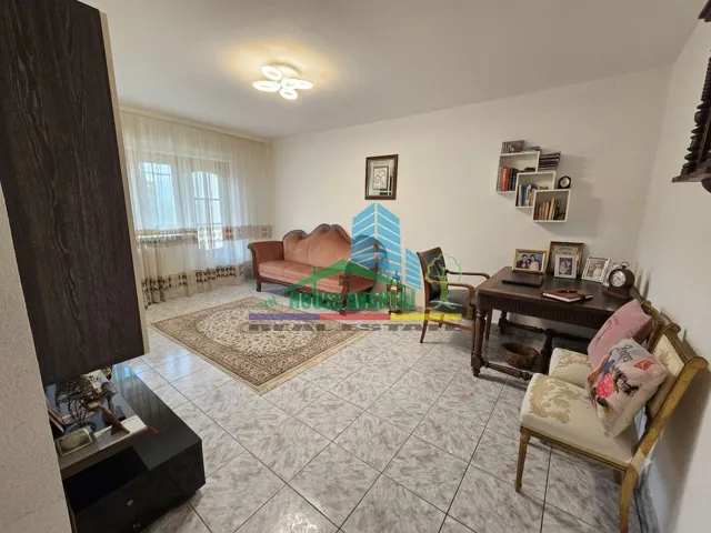 Oportunitate Ultracentrală | Apartament 3 camere Piața Unirii, Focșani