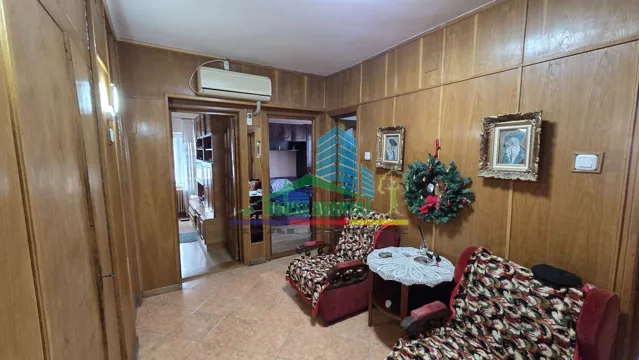 Apartament 3 camere, decomandat | Piața Unirii, Focșani