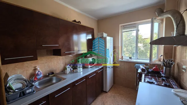 Apartament 3 camere, decomandat | Piața Unirii, Focșani