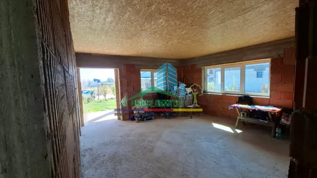 Casa noua Campineanca ( la Rosu )