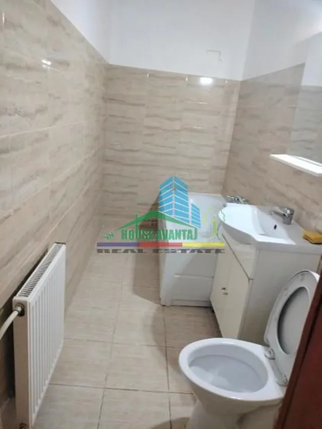 Vând apartament cu doua camere