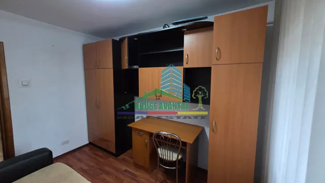 Apartament 3 camere, parter, de inchiriat, Focșani, zona Brailei